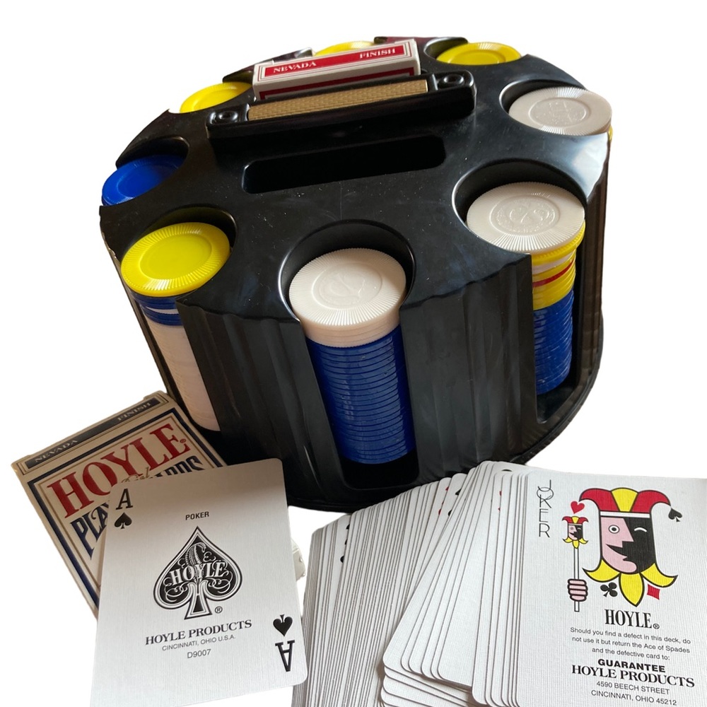 Poker Set Complete with chips, 2decks of cards
